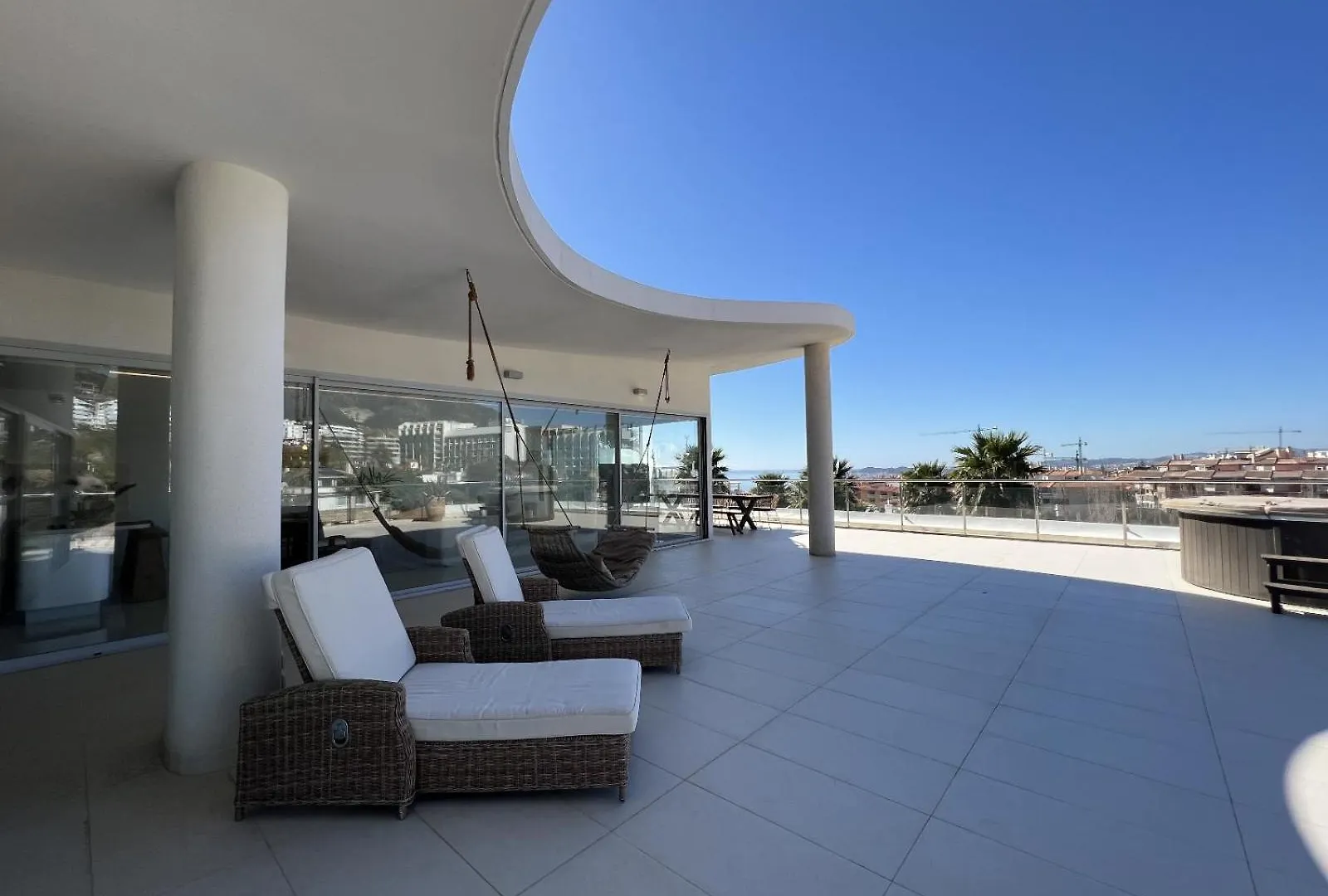Apartment Beautiful Modern Apartement With Jacuzzi, 1 Km From The Beach Torremuelle Spain
