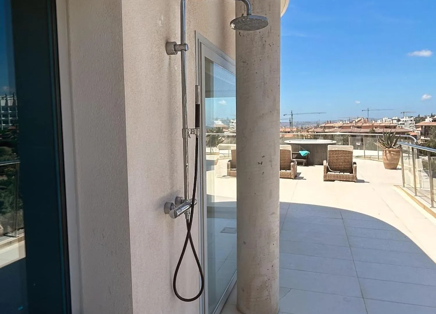 Beautiful Modern Apartement With Jacuzzi, 1 Km From The Beach Torremuelle Apartment